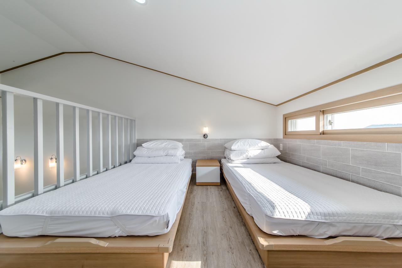 Go To Bed Resort Seogwipo Extérieur photo