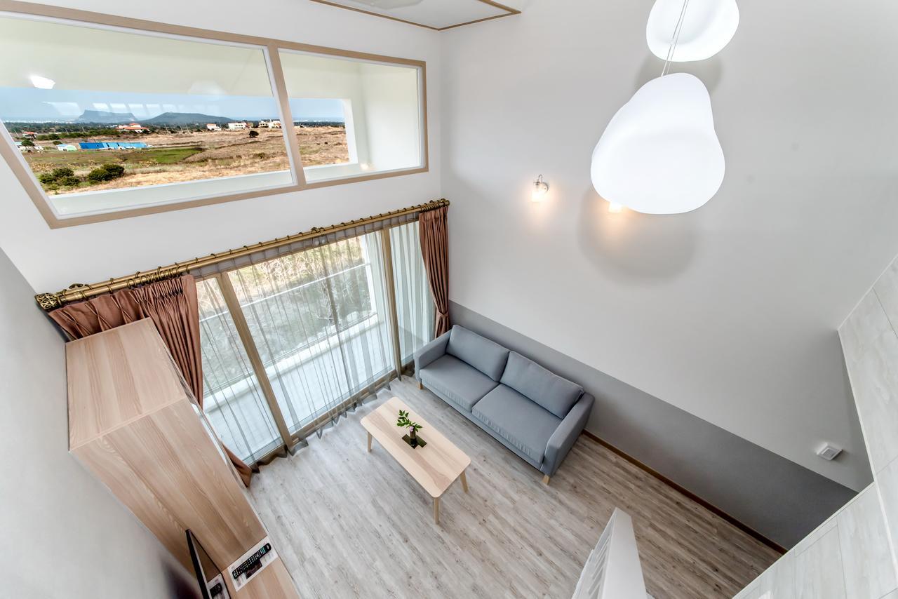 Go To Bed Resort Seogwipo Extérieur photo