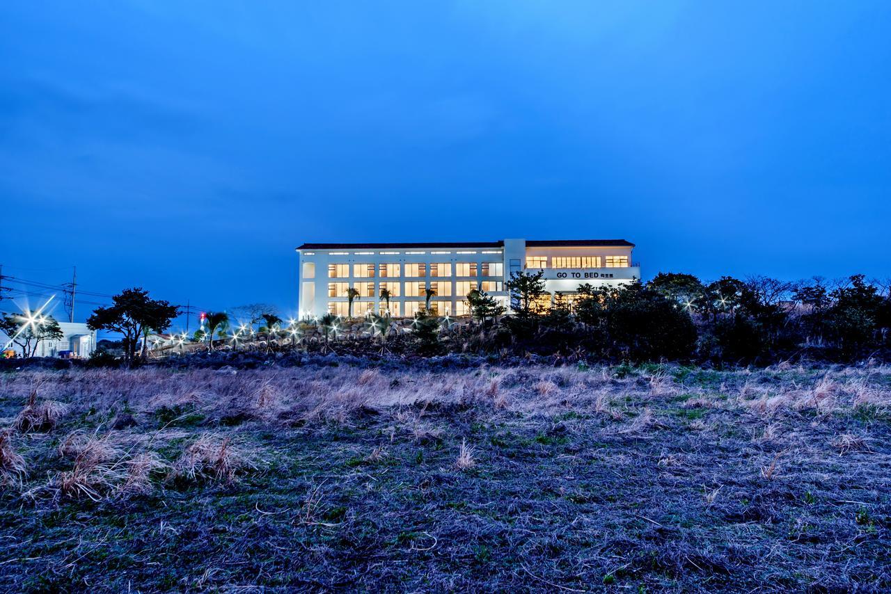 Go To Bed Resort Seogwipo Extérieur photo