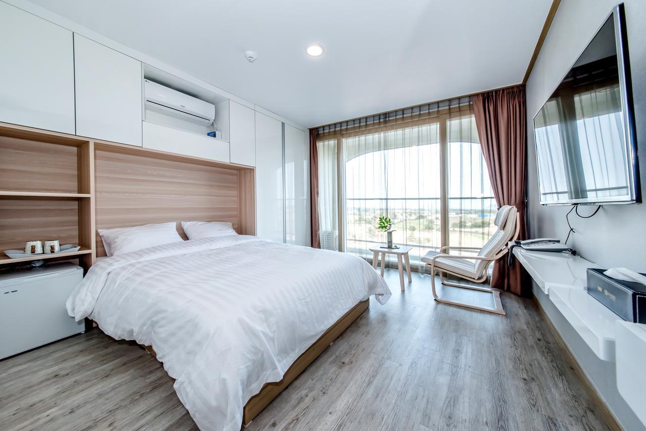 Go To Bed Resort Seogwipo Extérieur photo