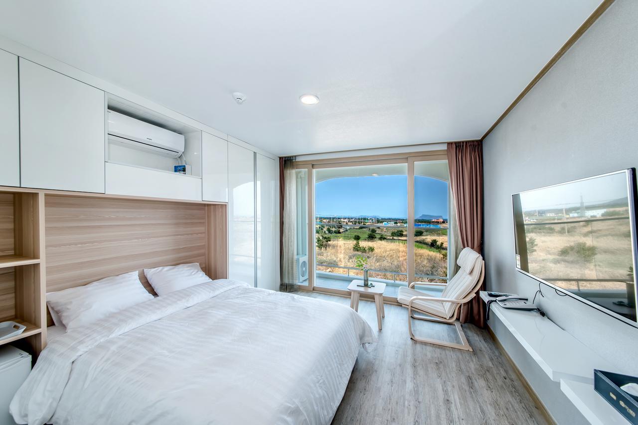 Go To Bed Resort Seogwipo Extérieur photo