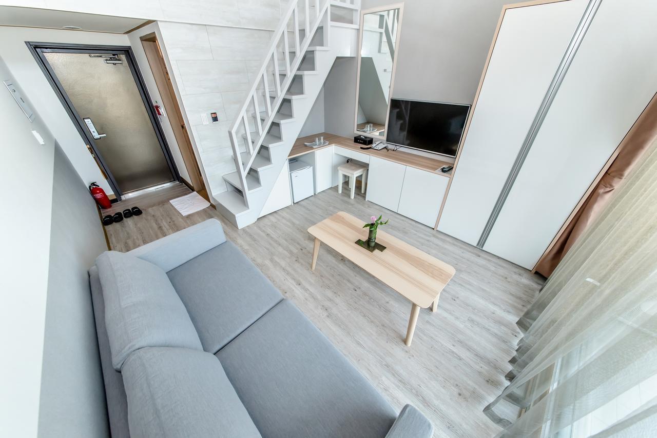 Go To Bed Resort Seogwipo Extérieur photo